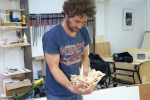 8 1e kist naar Nederland Radboud Spruit GRafkisten pakistan nieuws